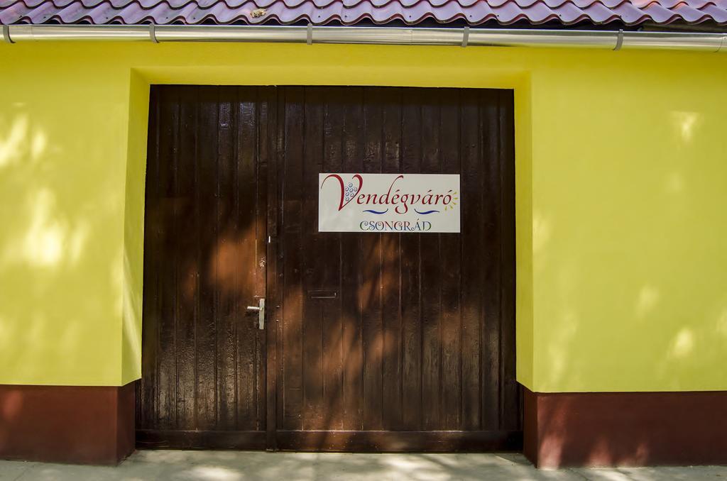 Csongradi Vendegvaro Apartmanok, Szarka Haz Exteriér fotografie