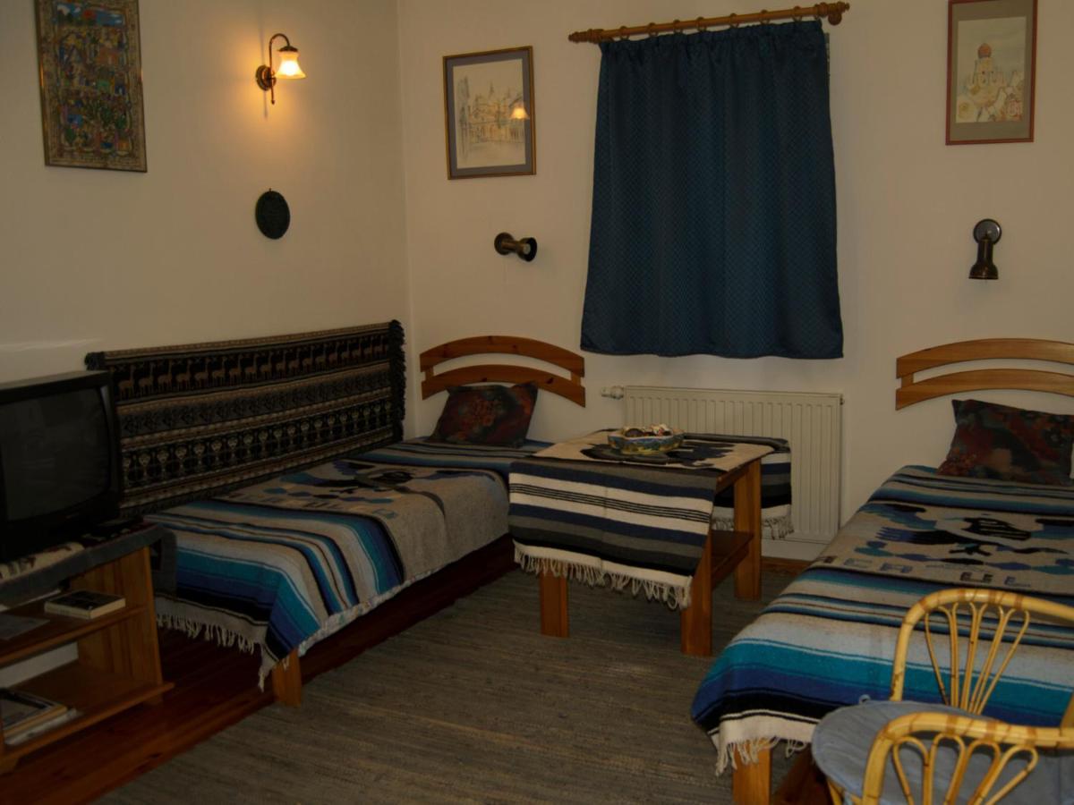 Csongradi Vendegvaro Apartmanok, Szarka Haz Exteriér fotografie
