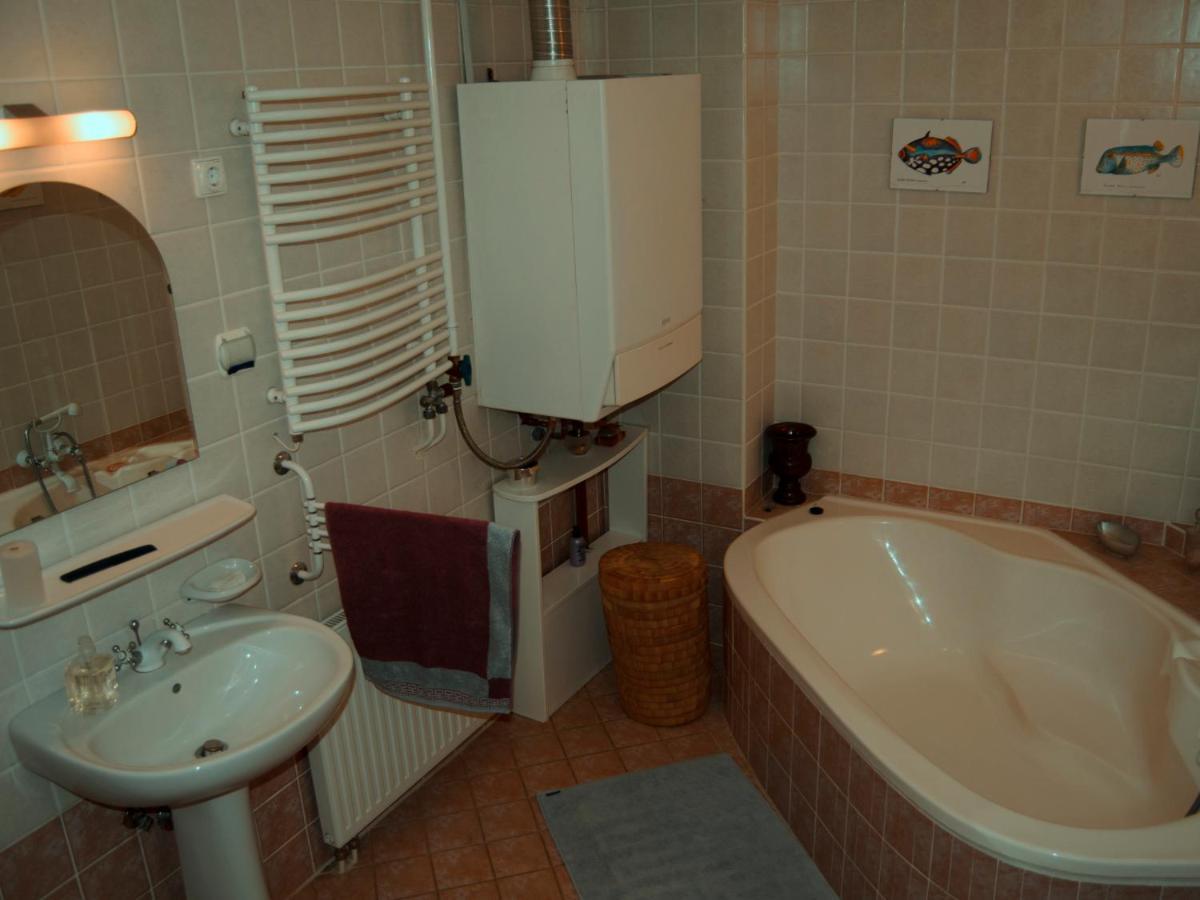 Csongradi Vendegvaro Apartmanok, Szarka Haz Exteriér fotografie