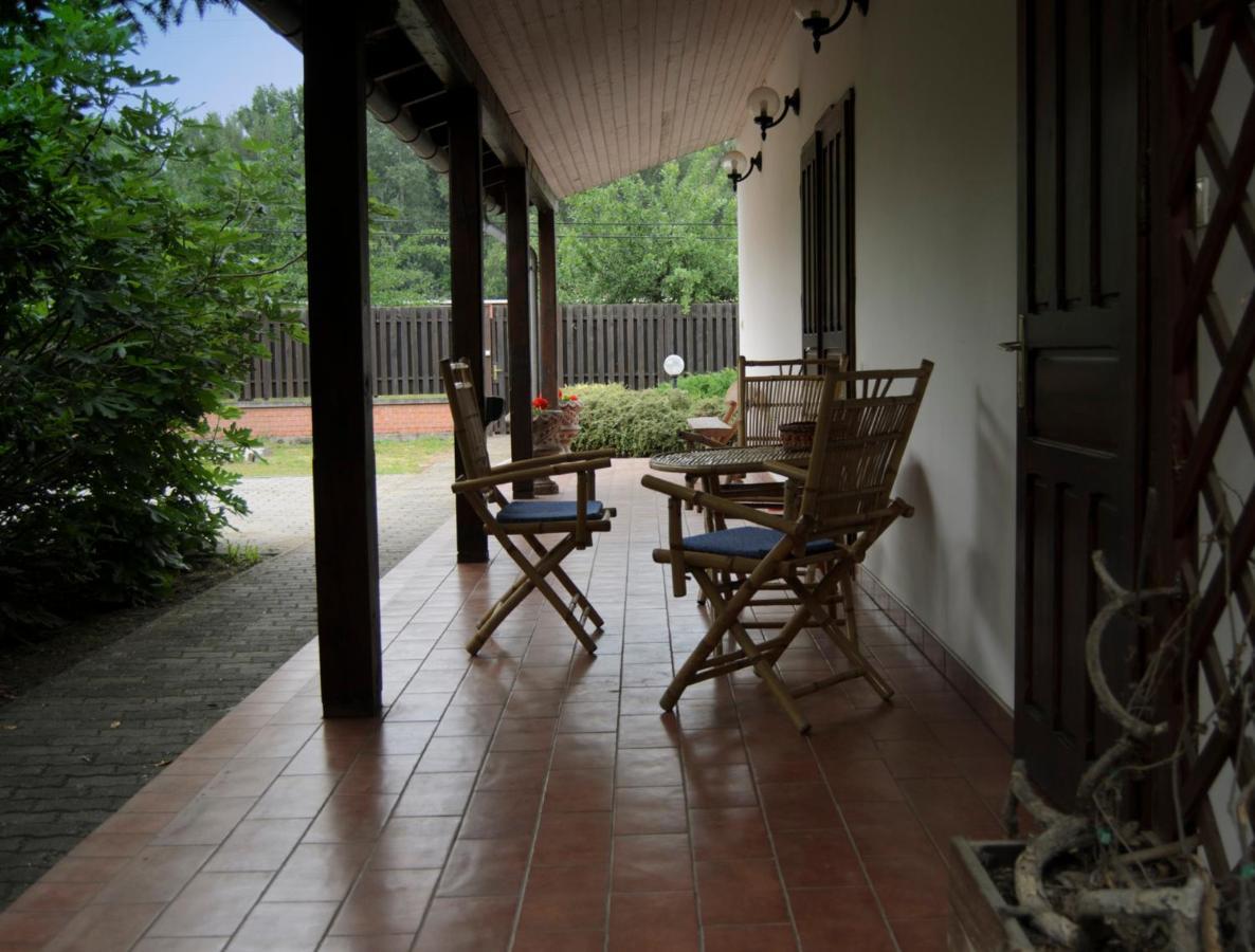 Csongradi Vendegvaro Apartmanok, Szarka Haz Exteriér fotografie